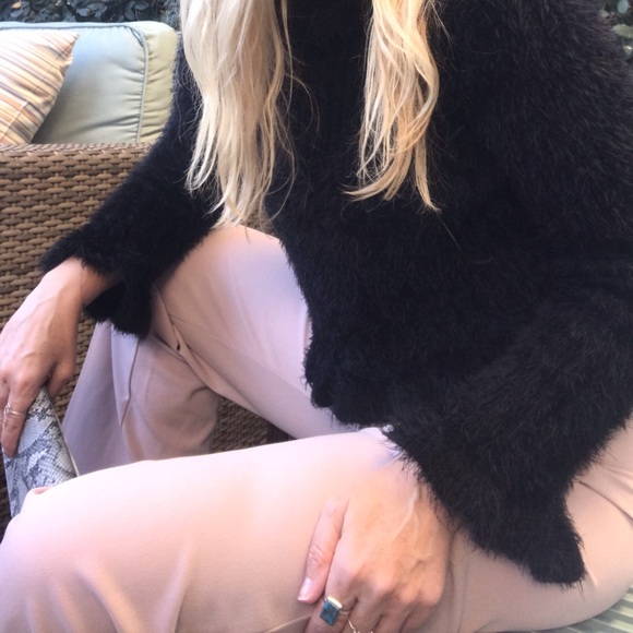 👛Blush Boot Leg Pant🌟 - Picture 2 of 4